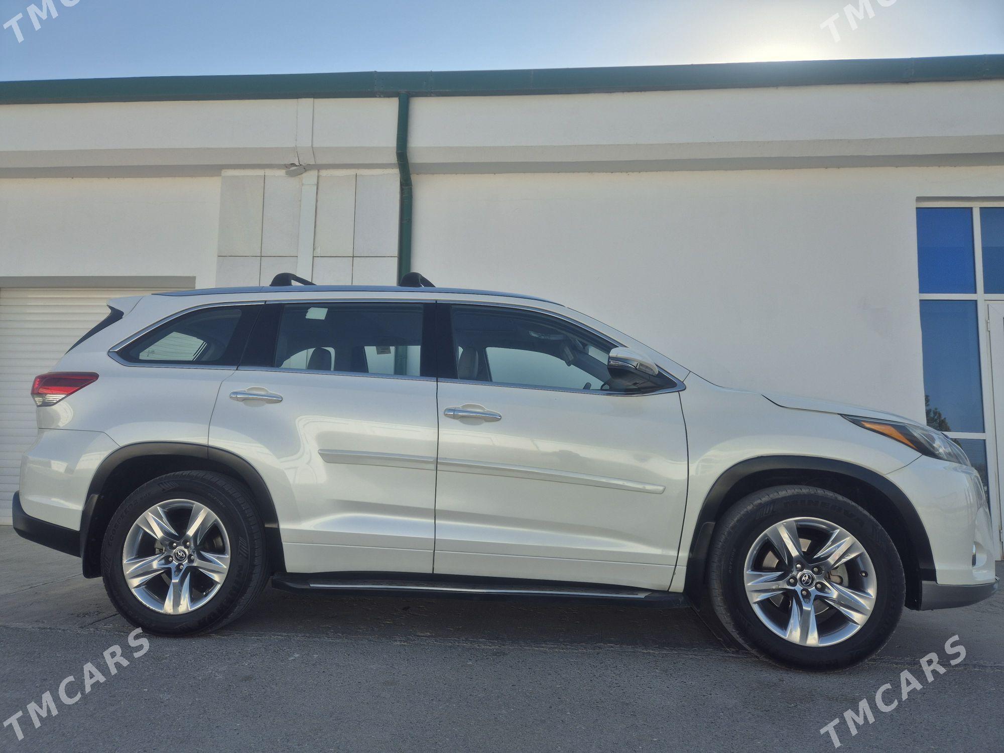 Toyota Highlander 2019 - 420 000 TMT - Aşgabat - img 4