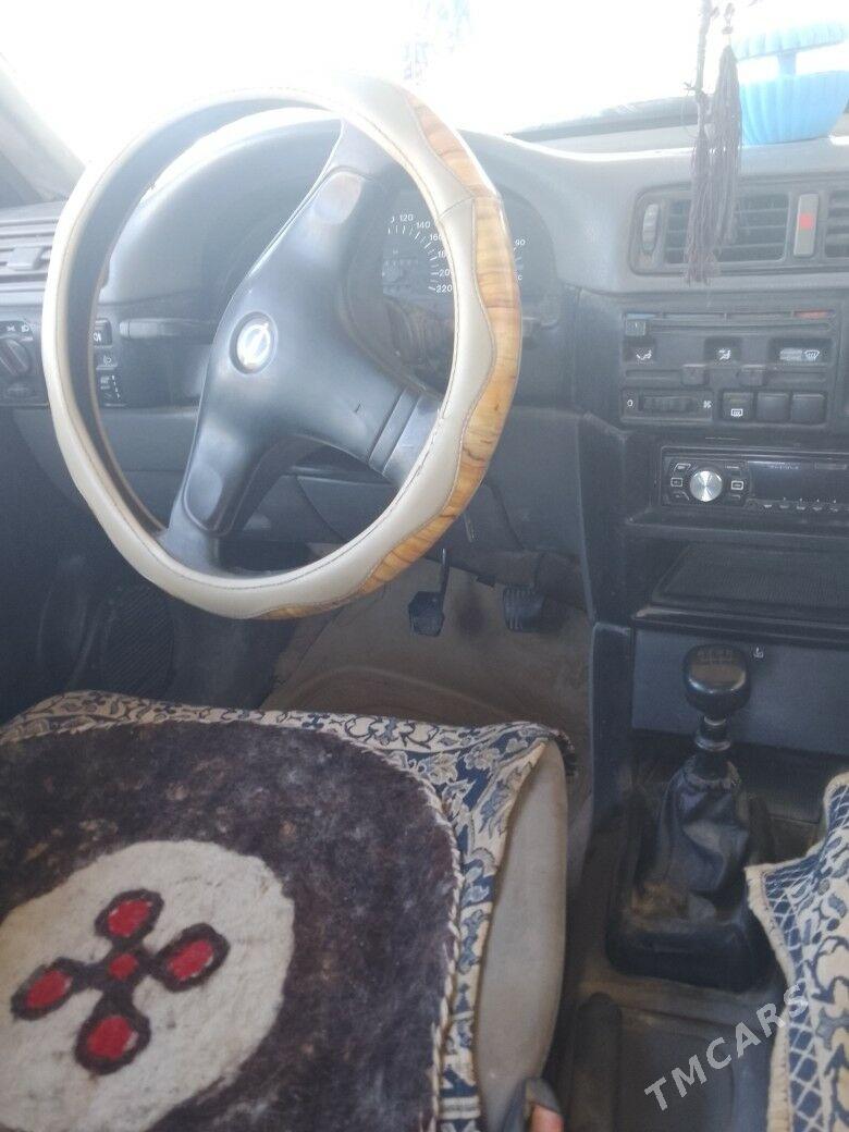 Opel Vectra 1993 - 30 000 TMT - Boldumsaz - img 6