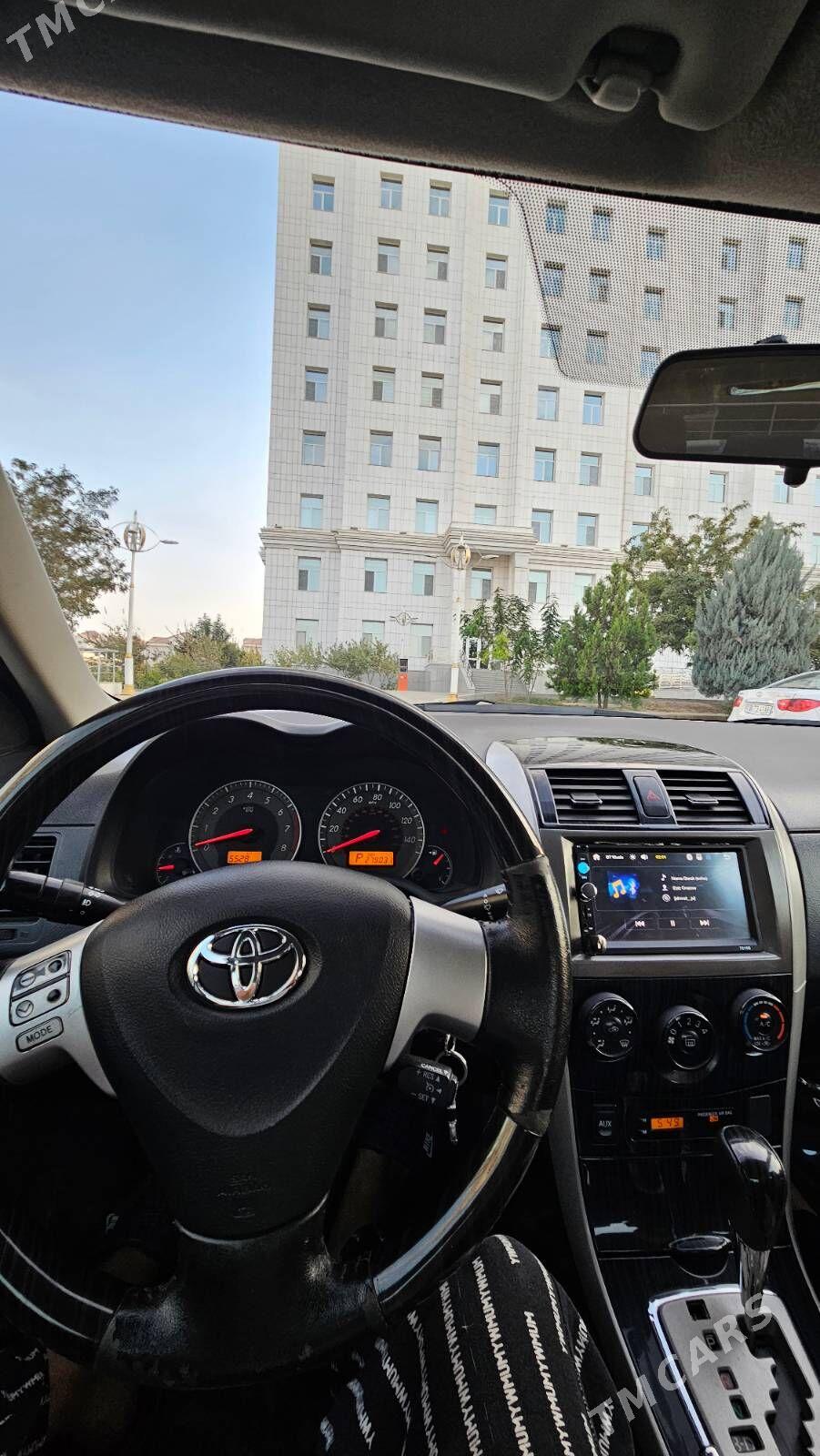 Toyota Corolla 2010 - 156 000 TMT - Aşgabat - img 3