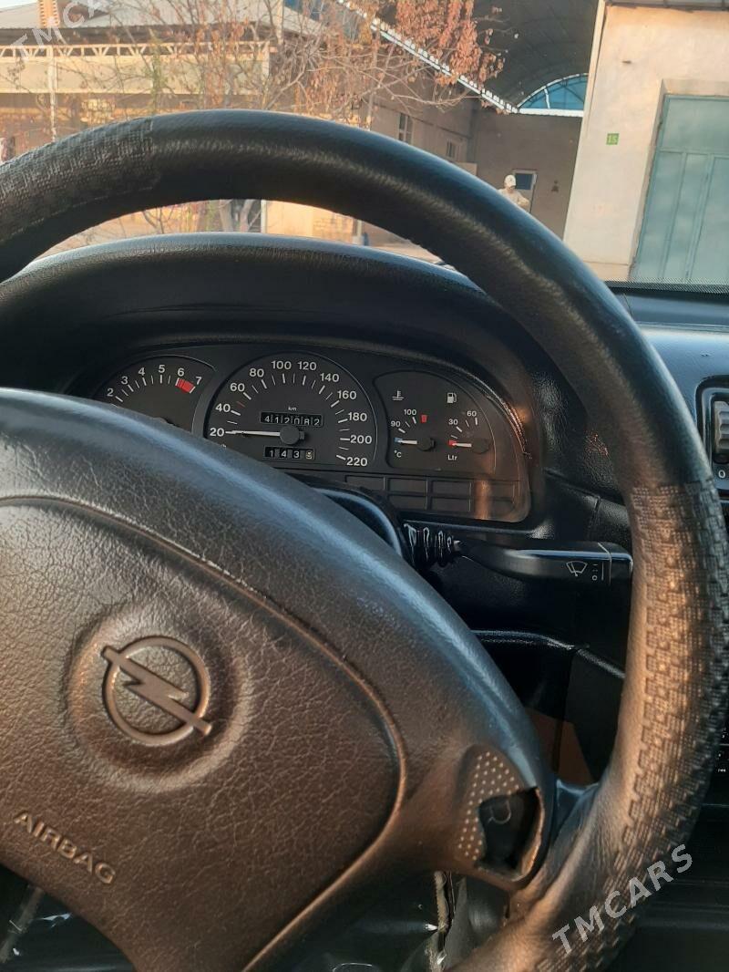 Opel Vectra 1993 - 65 000 TMT - Gubadag - img 5