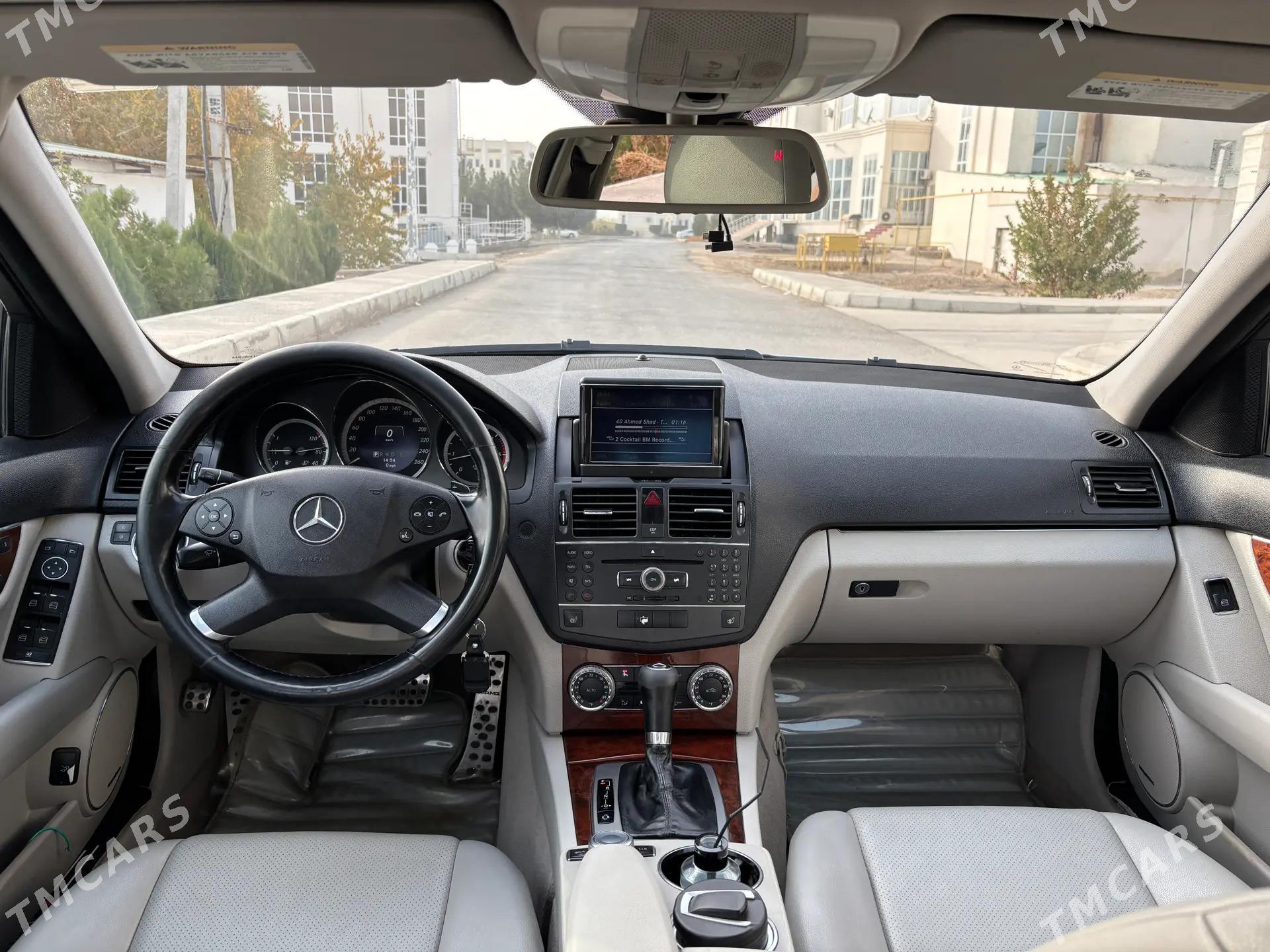 Mercedes-Benz C300 2011 - 190 000 TMT - Чарджоу - img 5