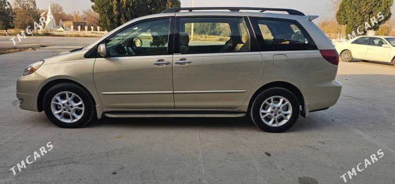 Toyota Sienna 2004 - 235 000 TMT - Халач - img 5