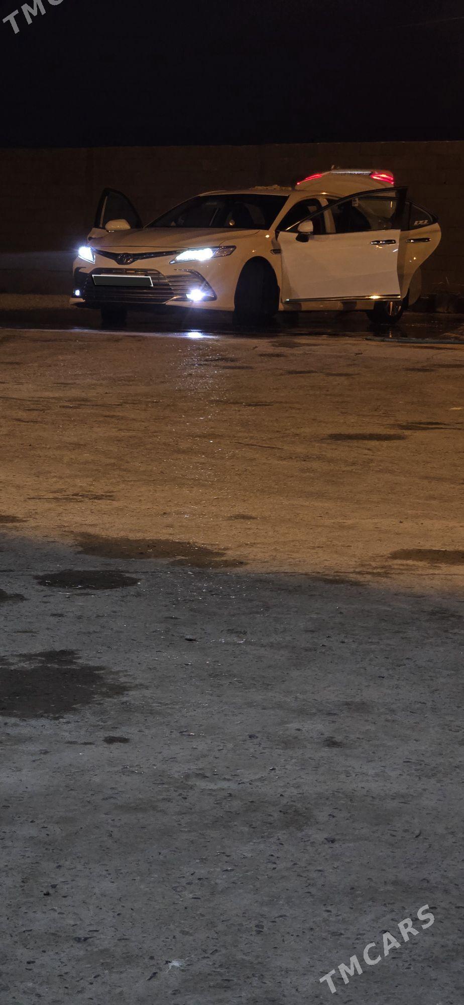 Toyota Camry 2020 - 290 000 TMT - Ашхабад - img 3