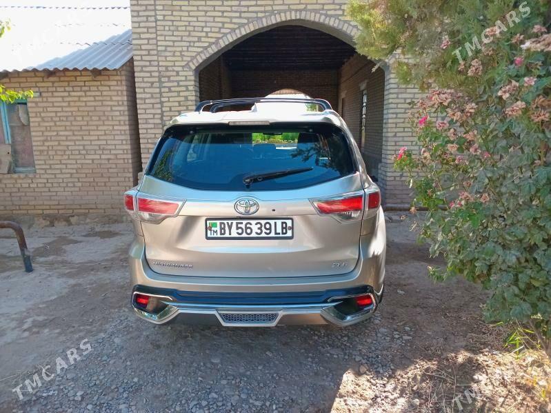 Toyota Highlander 2016 - 375 000 TMT - Dostluk - img 7