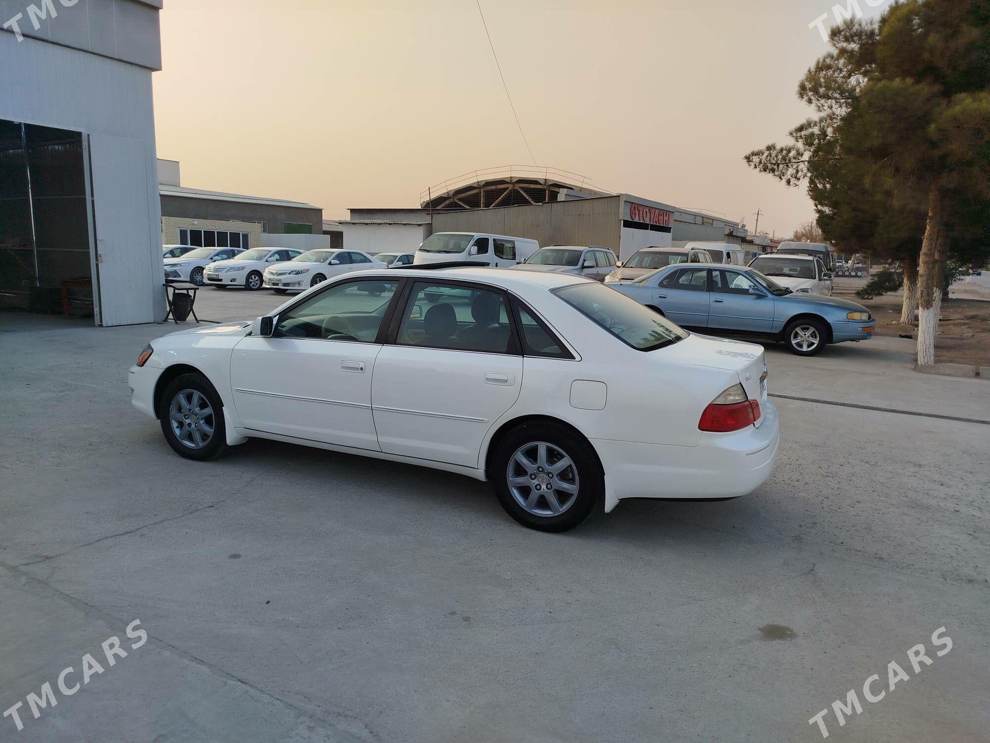 Toyota Avalon 2001 - 170 000 TMT - Мары - img 3