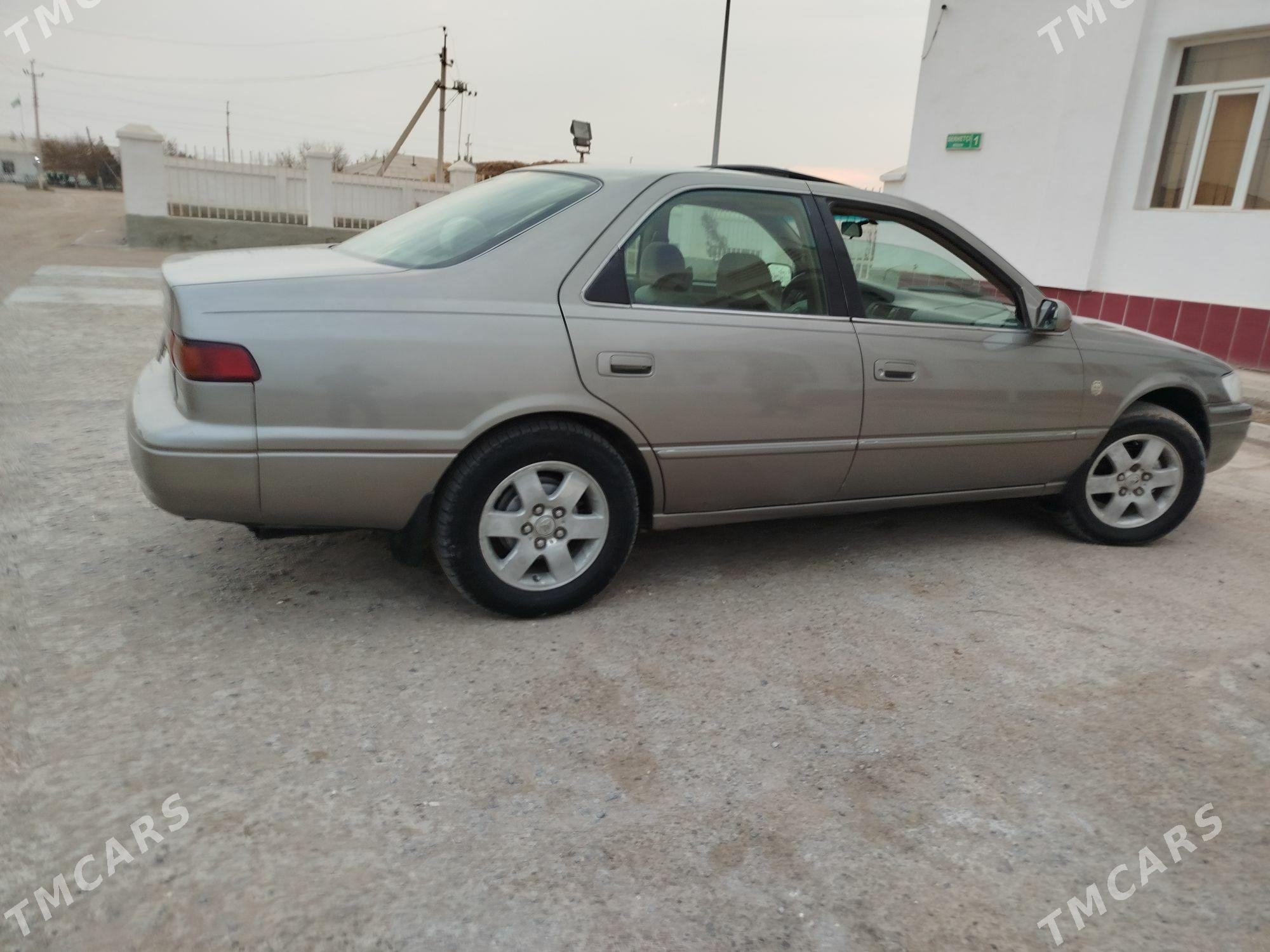 Toyota Camry 1999 - 128 000 TMT - Шабатский этрап - img 3