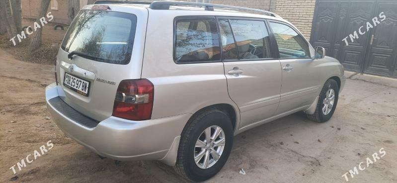 Toyota Highlander 2004 - 260 000 TMT - етр. Туркменбаши - img 5
