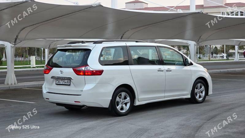 Toyota Sienna 2020 - 360 000 TMT - Aşgabat - img 4