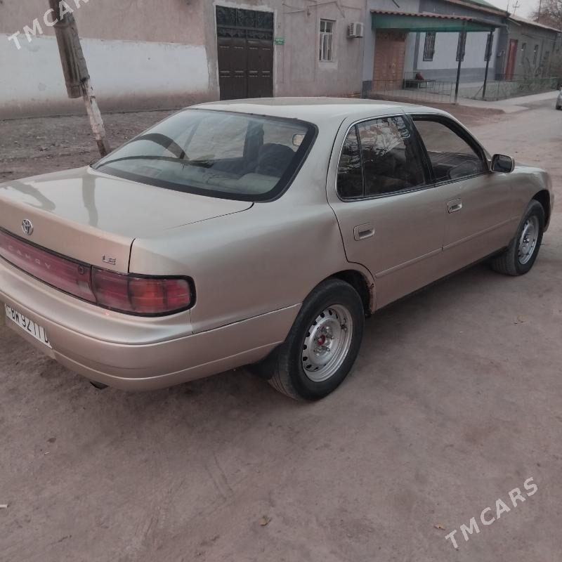Toyota Camry 1995 - 75 000 TMT - Гурбансолтан Едже - img 2