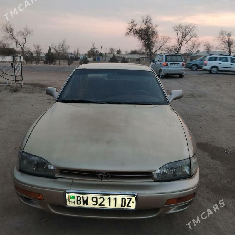 Toyota Camry 1995 - 75 000 TMT - Гурбансолтан Едже - img 4