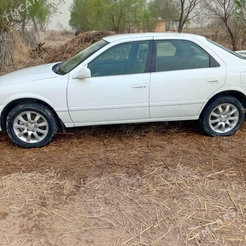 Toyota Camry 2000 - 140 000 TMT - етр. Туркменбаши - img 6