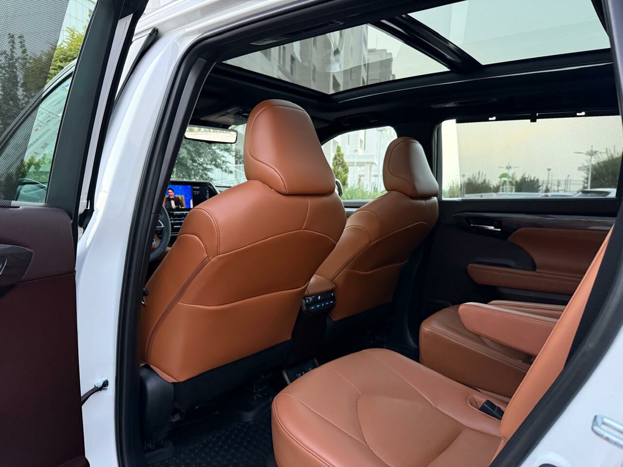 Toyota Highlander 2021 - 895 000 TMT - Aşgabat - img 9