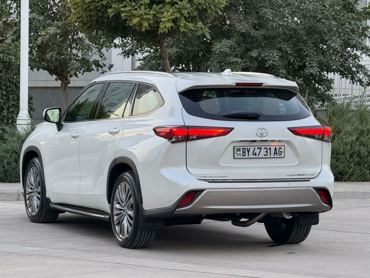 Toyota Highlander 2021 - 895 000 TMT - Aşgabat - img 6