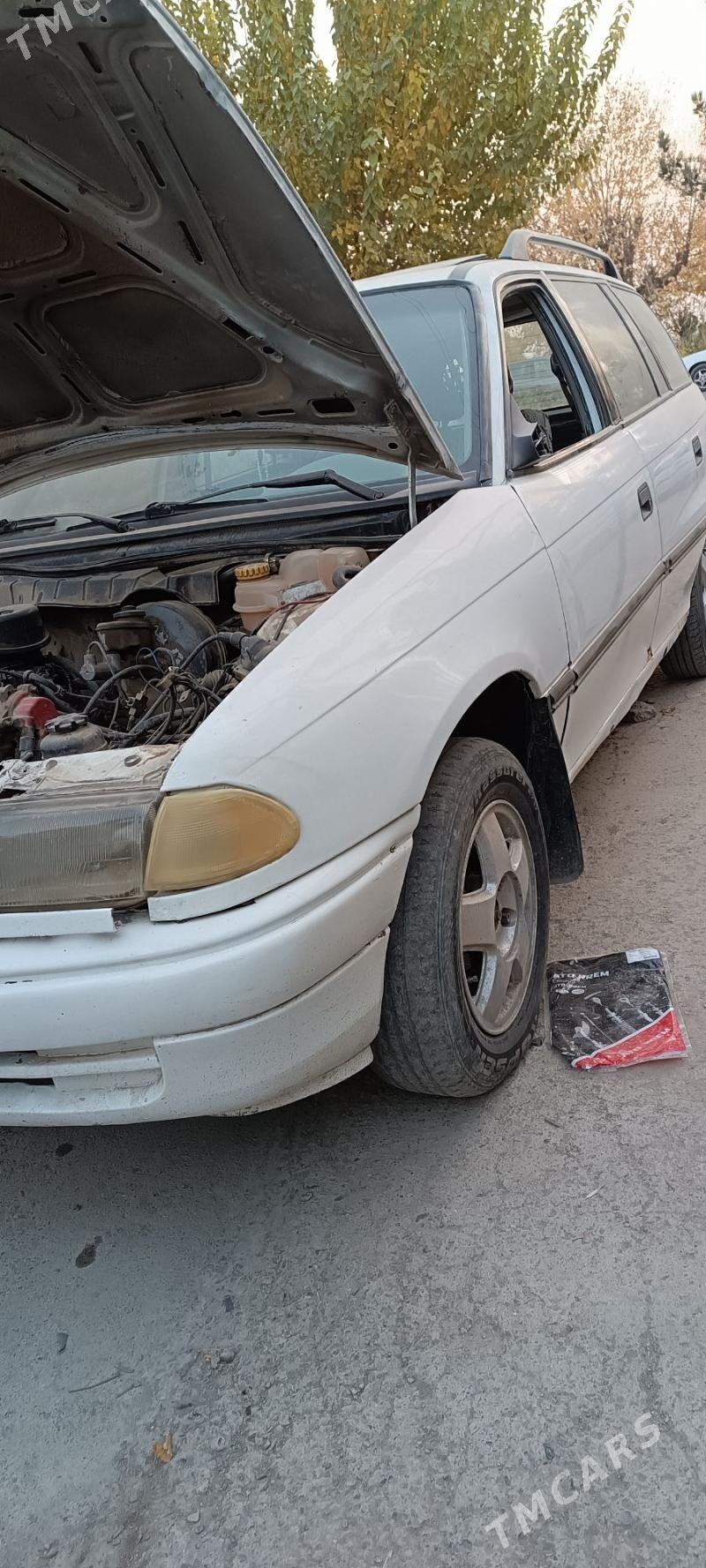 Opel Astra 1992 - 24 000 TMT - Мары - img 1