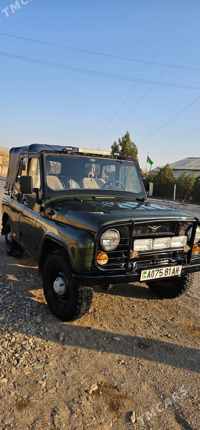 UAZ 469 2001 - 50 000 TMT - Серахс - img 2