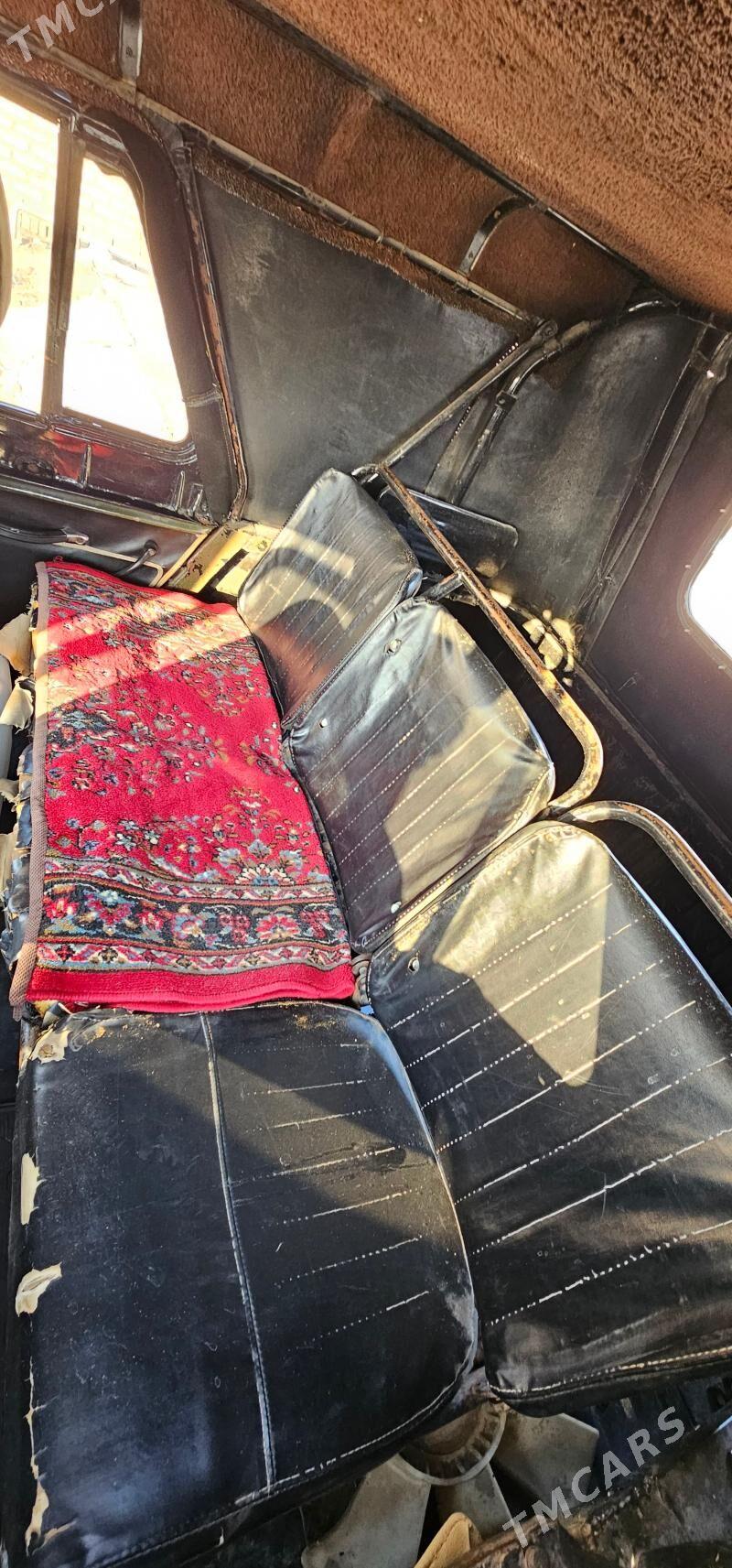 UAZ 469 2001 - 50 000 TMT - Серахс - img 8