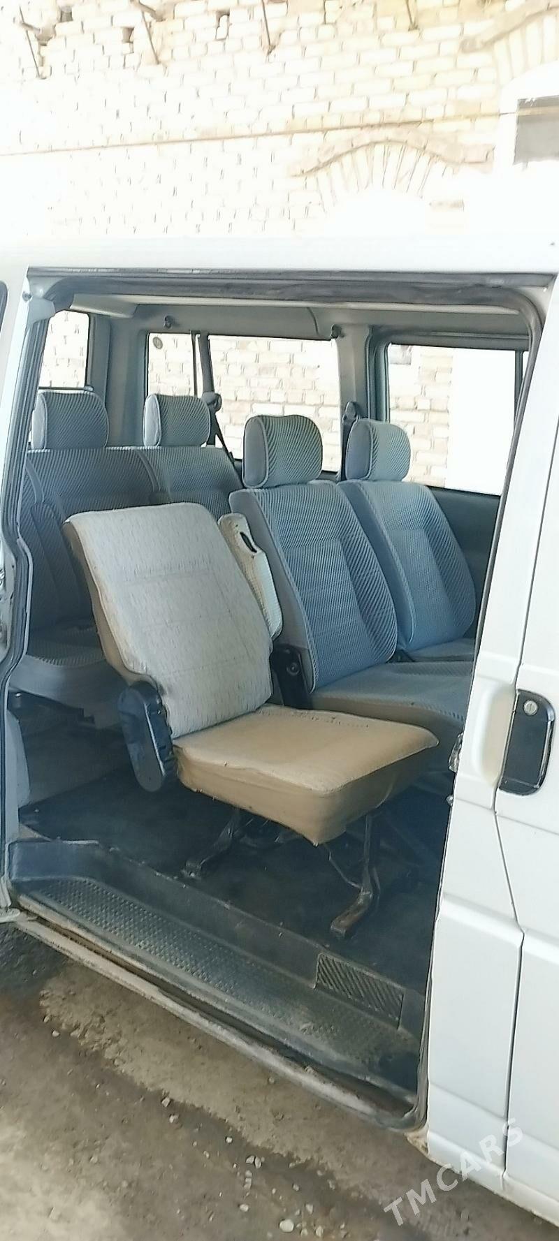 Volkswagen Transporter 1995 - 55 000 TMT - Мургап - img 6