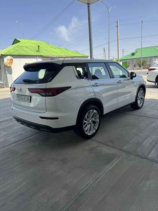 Mitsubishi Outlander 2021 - 335 000 TMT - Ашхабад - img 4