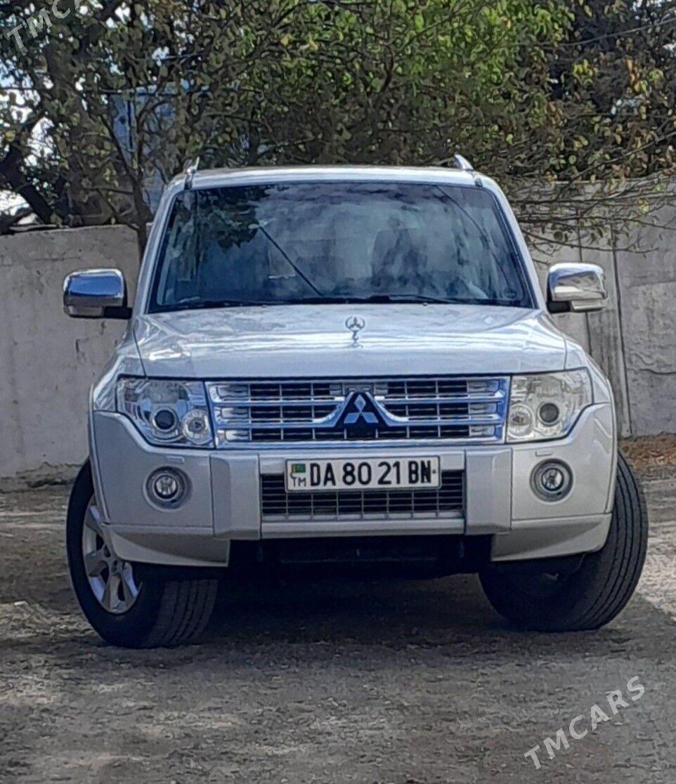 Mitsubishi Pajero 2010 - 236 000 TMT - Türkmenbaşy - img 1