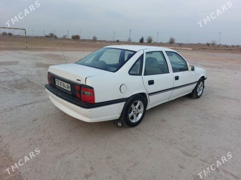 Opel Vectra 1992 - 33 000 TMT - Теджен - img 3