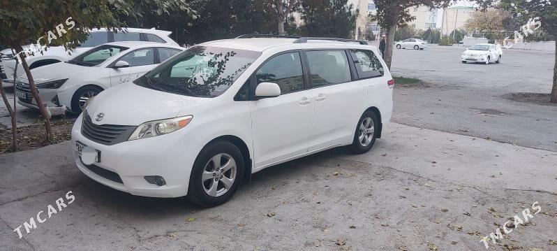 Toyota Sienna 2011 - 330 000 TMT - Бузмеин ГРЭС - img 6