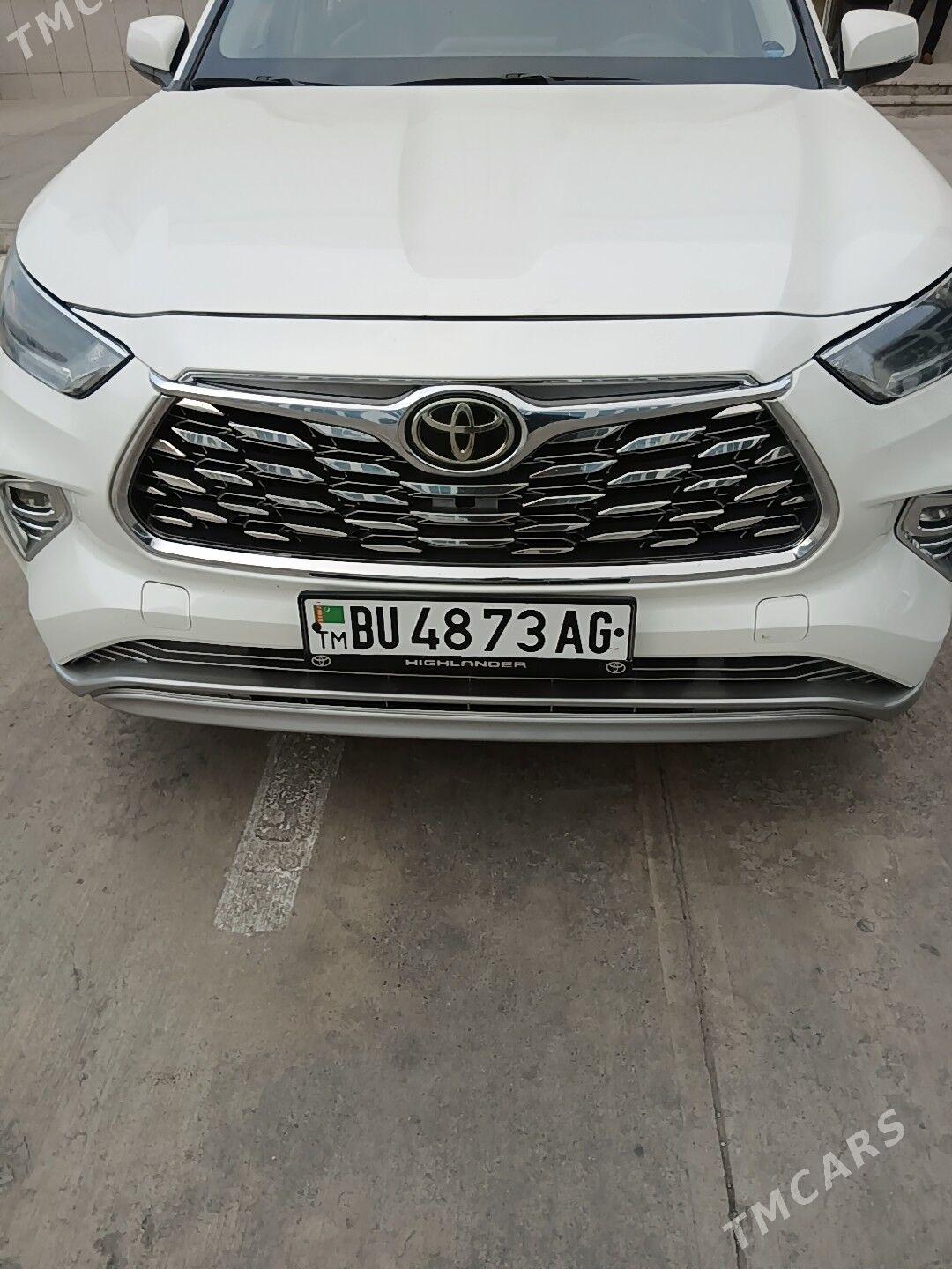 Toyota Highlander 2021 - 550 000 TMT - Бекреве - img 4