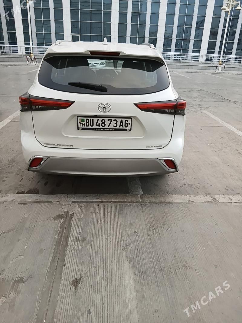 Toyota Highlander 2021 - 550 000 TMT - Бекреве - img 5