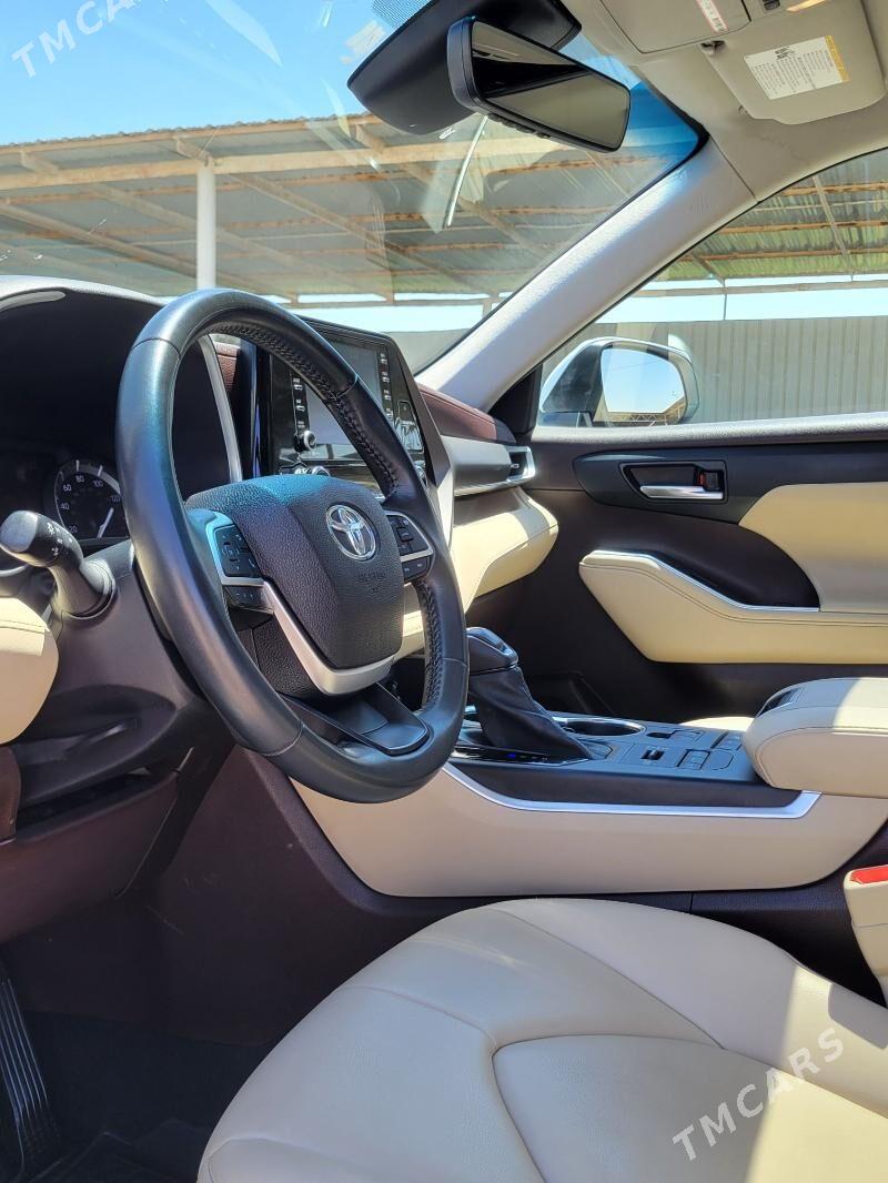 Toyota Highlander 2022 - 588 000 TMT - Мары - img 6