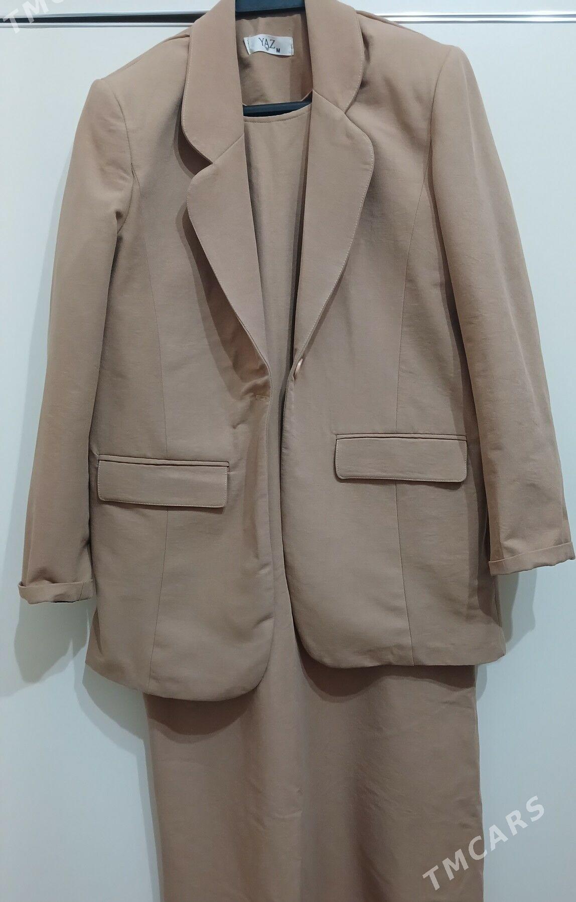 Kostyum - Balkanabat - img 1