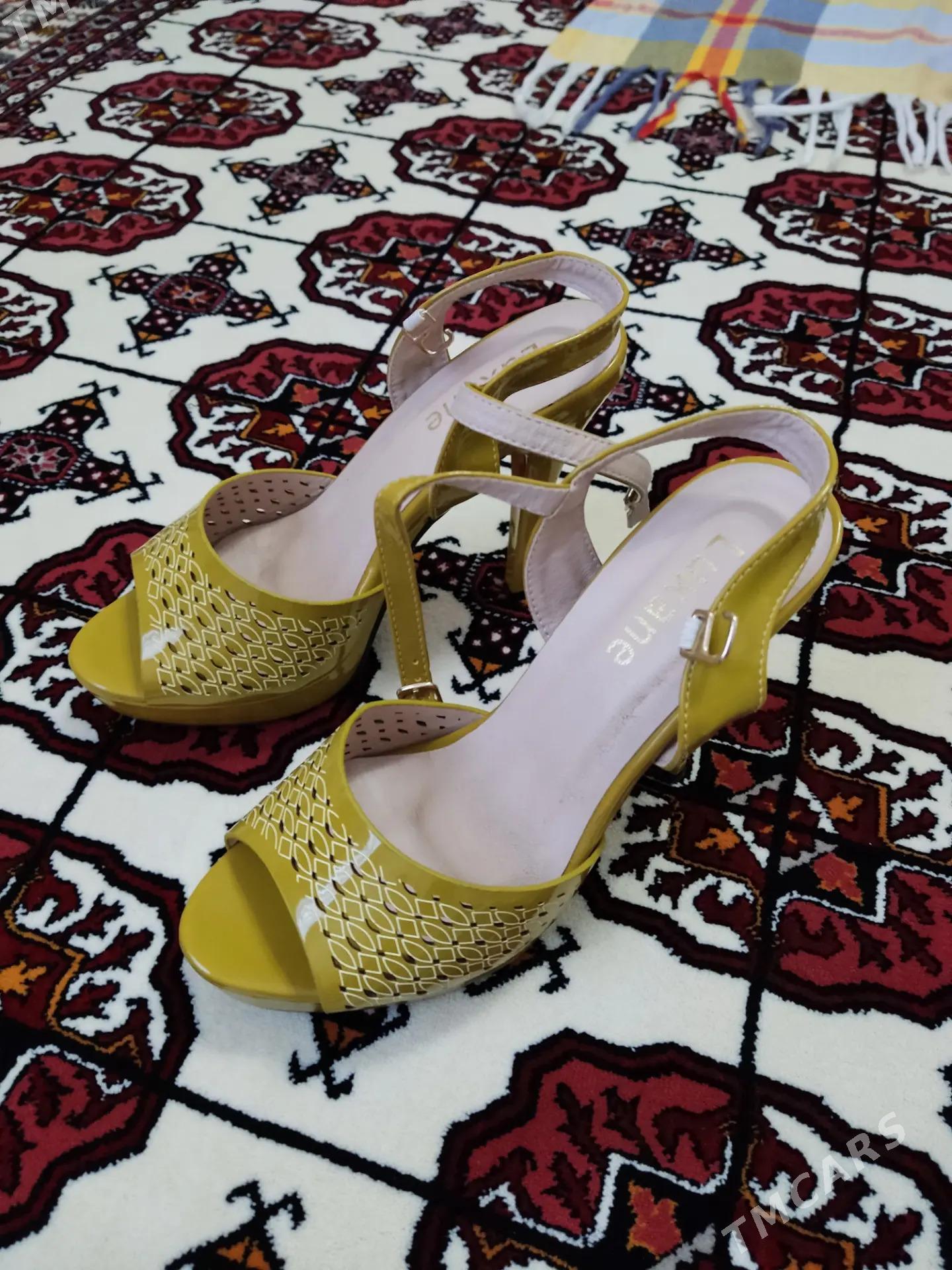 ökjelü toy kovuş - Mary - img 3