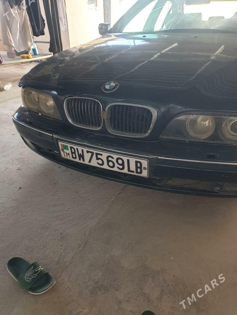 BMW E39 1998 - 50 000 TMT - Türkmenabat - img 4