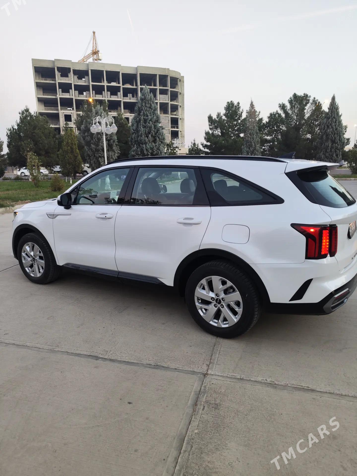Kia Sorento 2022 - 400 000 TMT - Мары - img 4