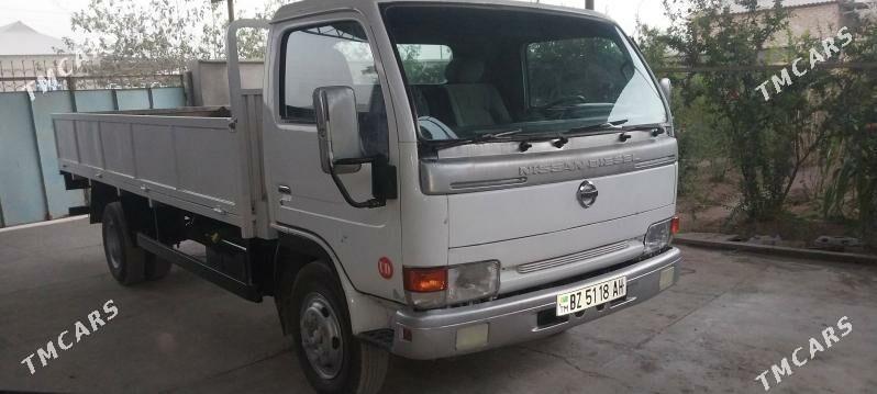Mitsubishi Canter 2003 - 200 000 TMT - Теджен - img 6