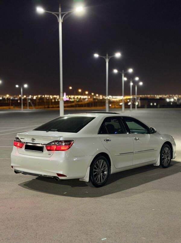 Toyota Camry 2017 - 560 000 TMT - Aşgabat - img 3