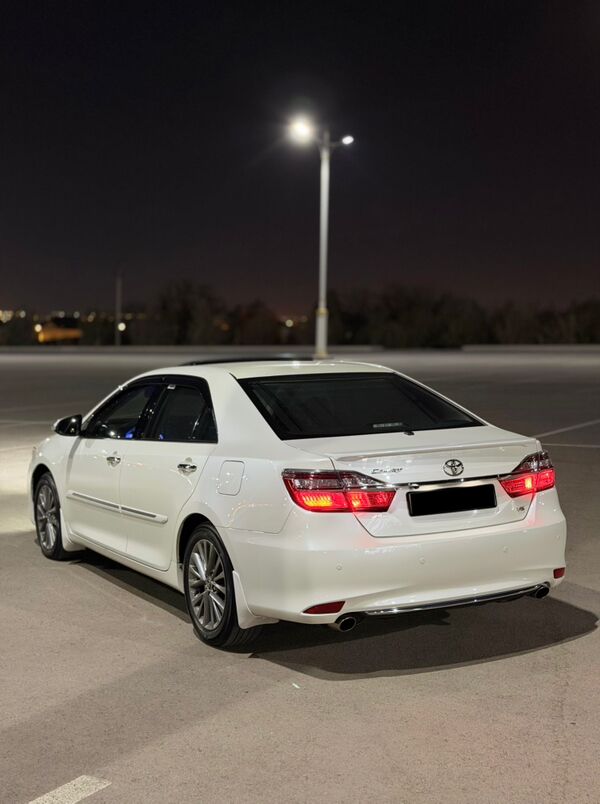 Toyota Camry 2017 - 560 000 TMT - Aşgabat - img 4