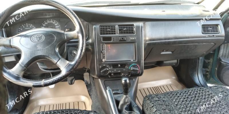Toyota Carina 1994 - 70 000 TMT - Мары - img 7