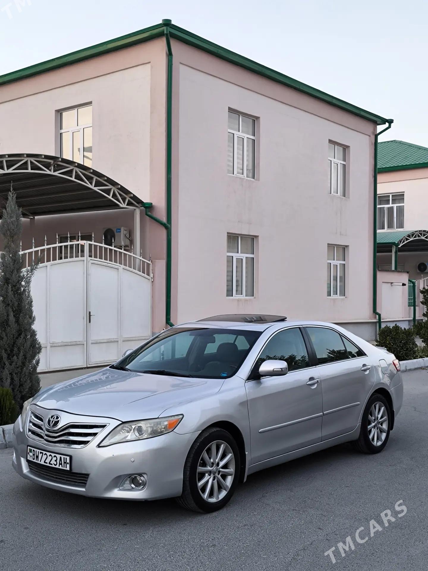 Toyota Camry 2010 - 210 000 TMT - Ак-Бугдайский этрап - img 1
