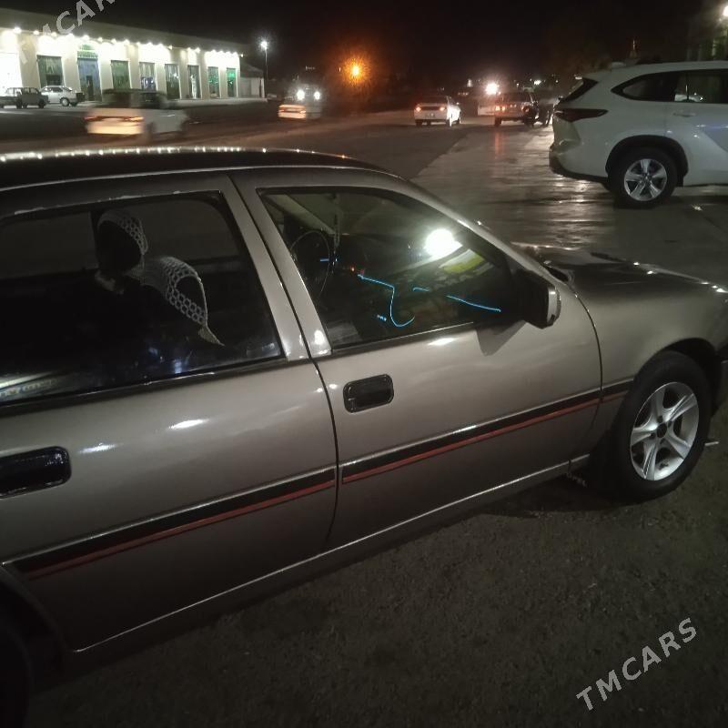 Opel Vectra 1991 - 35 000 TMT - Байрамали - img 5