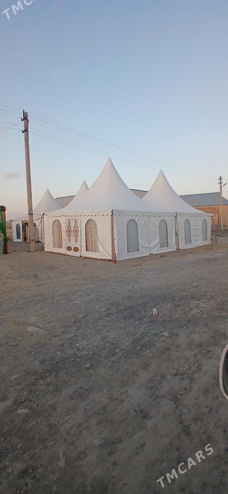 gumez palata - Бахарден - img 1