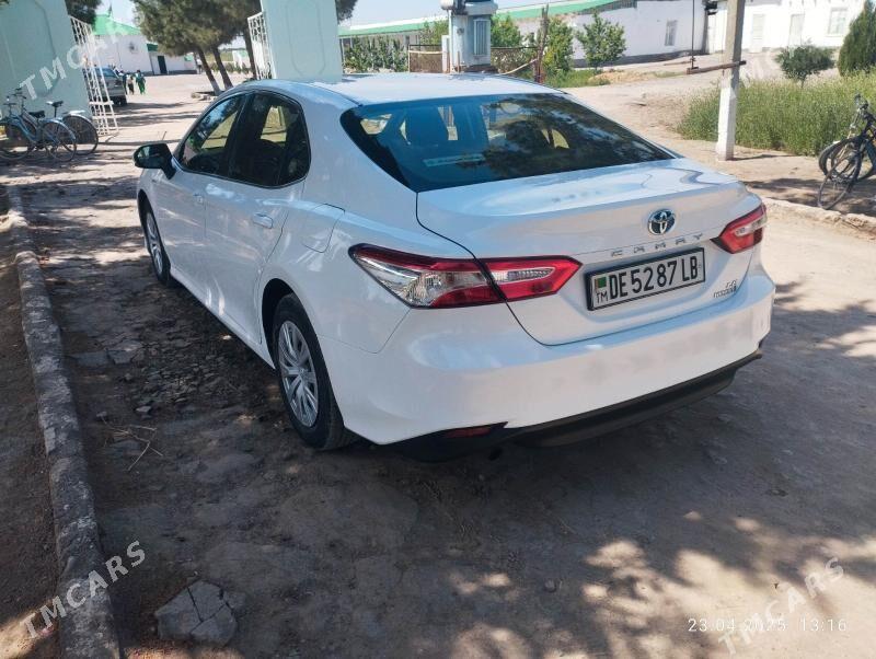 Toyota Camry 2020 - 250 000 TMT - Фарап - img 1