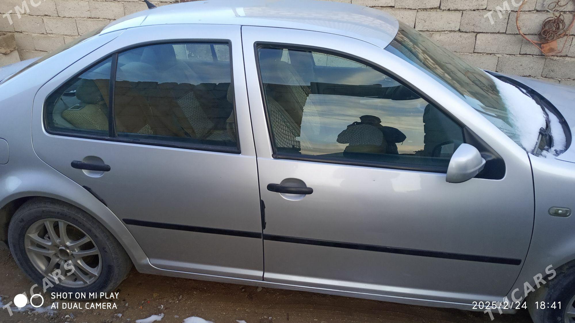 Volkswagen Bora 2003 - 45 000 TMT - Балканабат - img 6