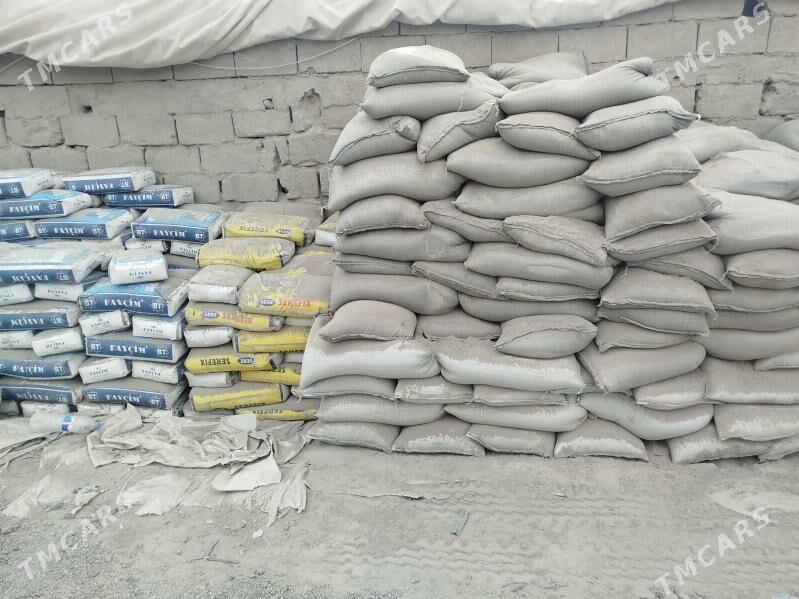 KEREMZIT MITI SEMENT KERPIÇ DA - Бедев - img 3