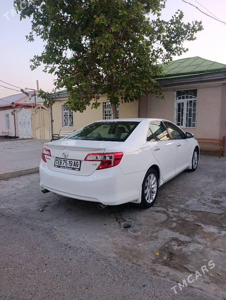 Toyota Camry 2011 - 230 000 TMT - Ашхабад - img 2