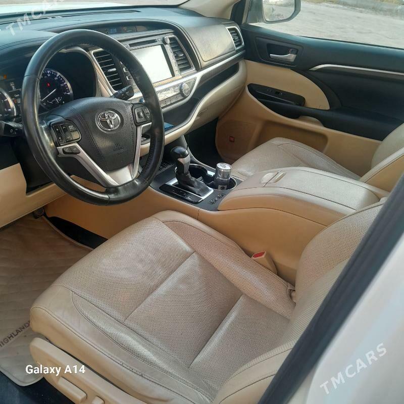 Toyota Highlander 2015 - 440 000 TMT - Ruhubelent etraby - img 3