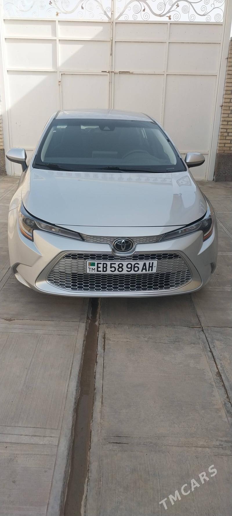 Toyota Corolla 2022 - 235 000 TMT - Теджен - img 1