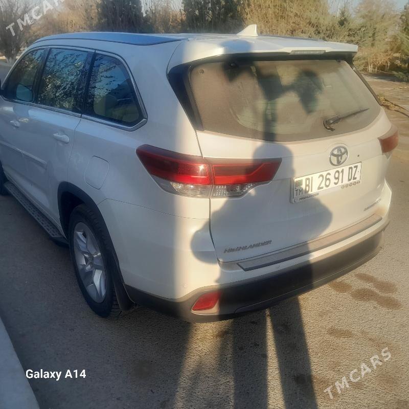 Toyota Highlander 2015 - 440 000 TMT - Ruhubelent etraby - img 6