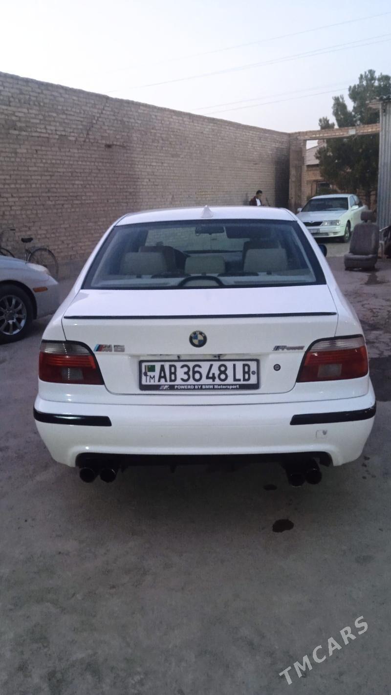 BMW 528 2003 - 135 000 TMT - Çärjew - img 3