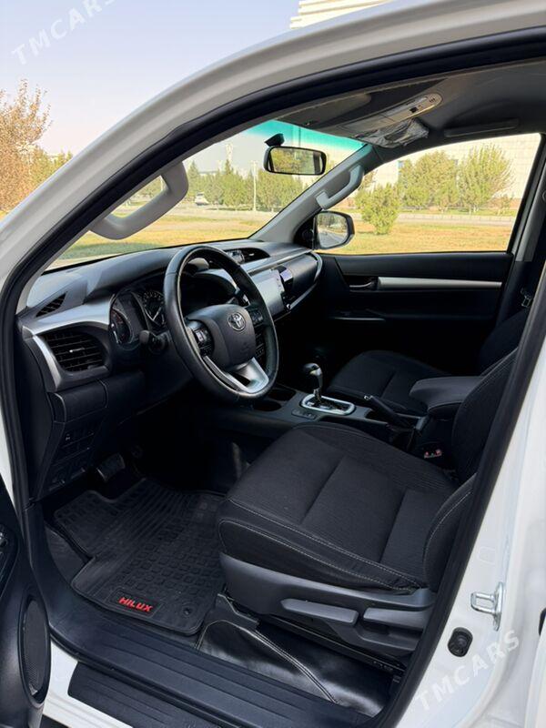 Toyota Hilux 2022 - 588 000 TMT - Ашхабад - img 6