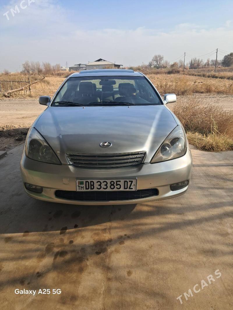 Lexus ES 300 2002 - 200 000 TMT - Болдумсаз - img 1