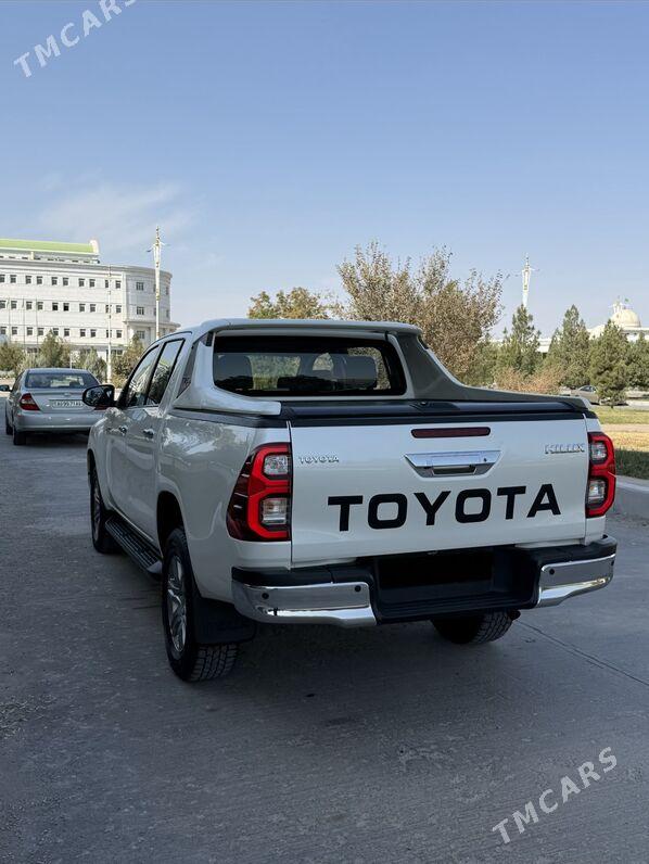 Toyota Hilux 2022 - 588 000 TMT - Ашхабад - img 4